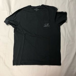 Men’s Vineyard Vines whale Tee